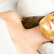 Gold treatment gezichtsbehandeling