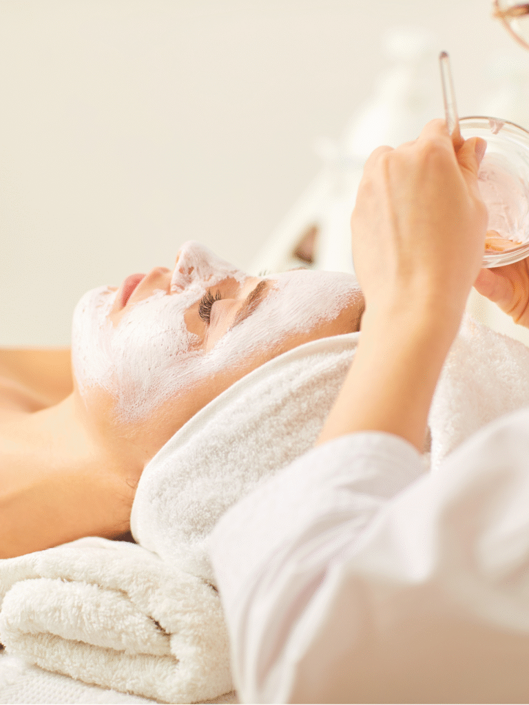 Zilver gezichtsbehandeling - Studio Rosa Beauty & wellness Hoevelaken, Amersfoort